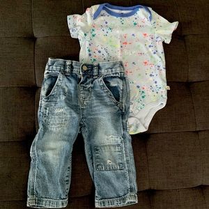 12-18 mos boy Gap carpenter jeans & paint splatter onesie